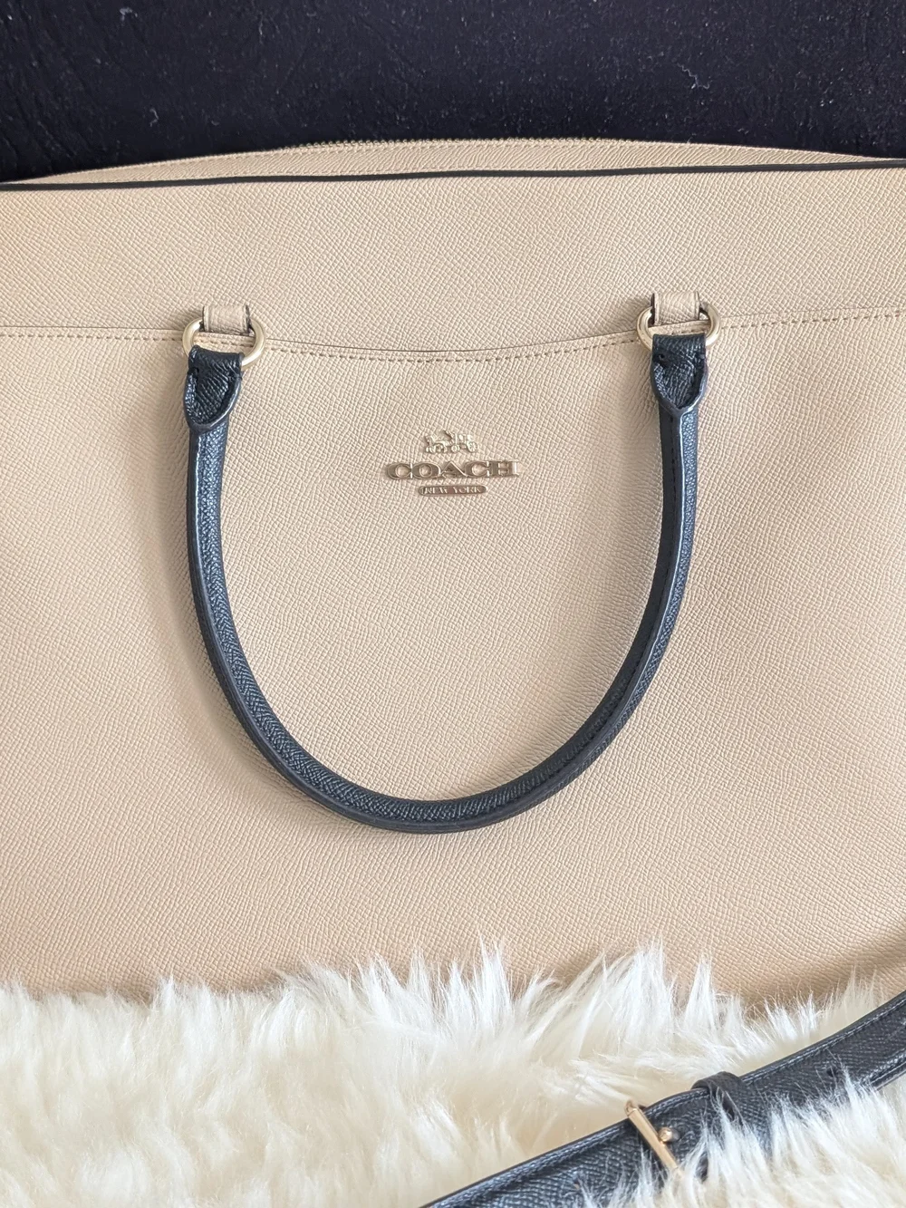 VGUC COACH Tan Laptop/Tote Bag with Black Handles